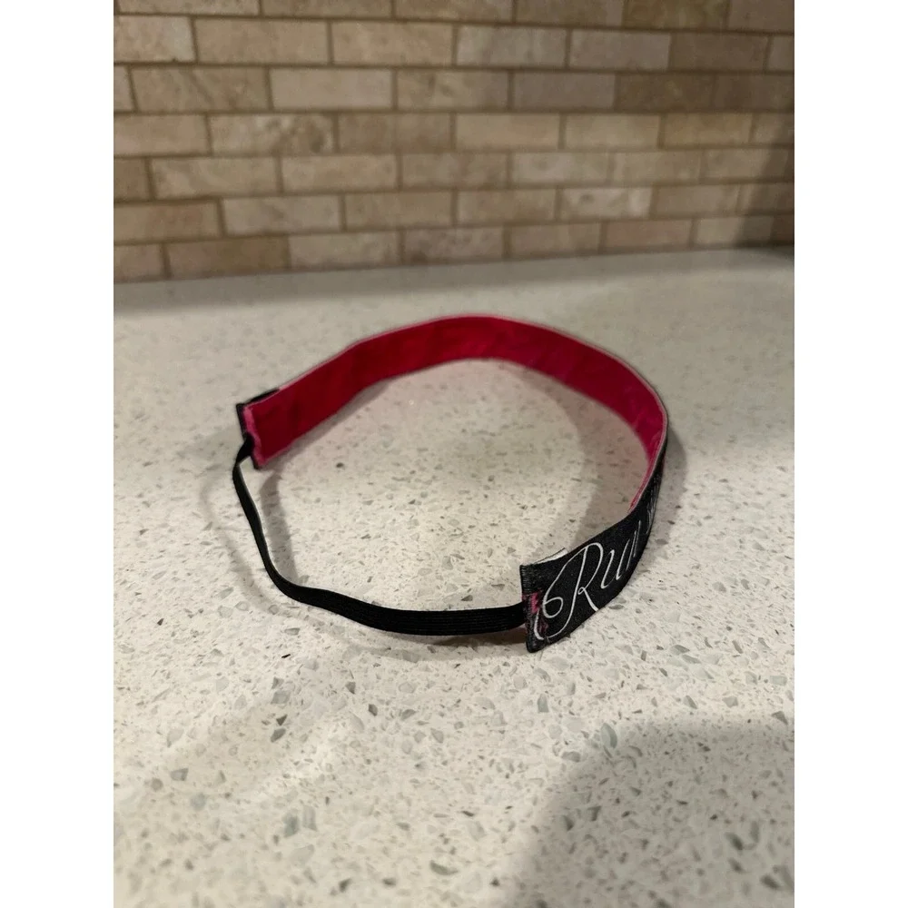 Disney sweaty band‎